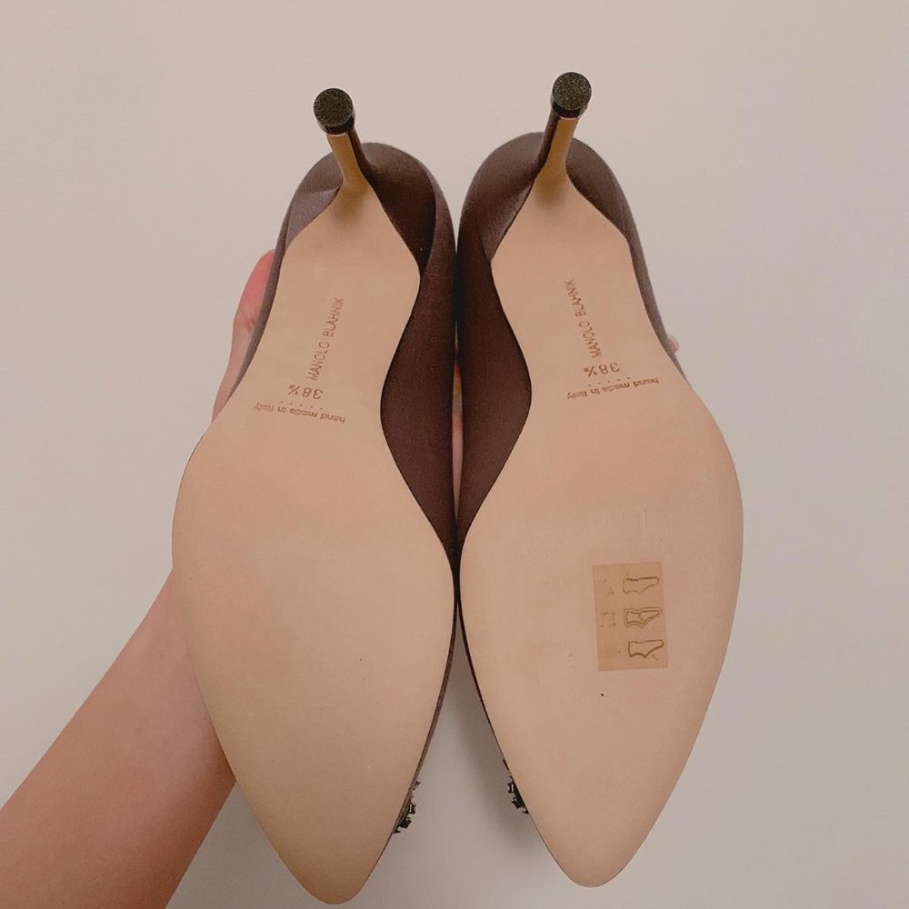 [Sold] Brand New Manolo Blahnik Hangisi Grey Satin - Picture 3 of 6